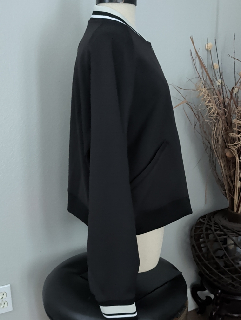 Lululemon Snap-Front Colligate Jacket - Picture 4 of 15